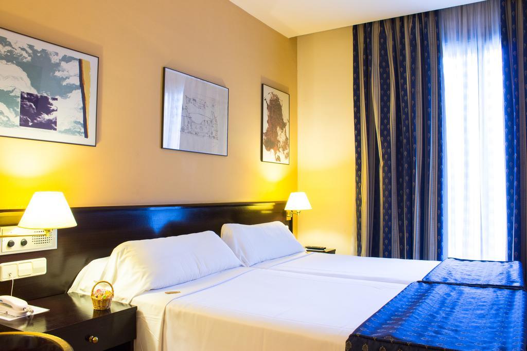 Atlantis By Atbcn Hotel Barcelona Ngoại thất bức ảnh
